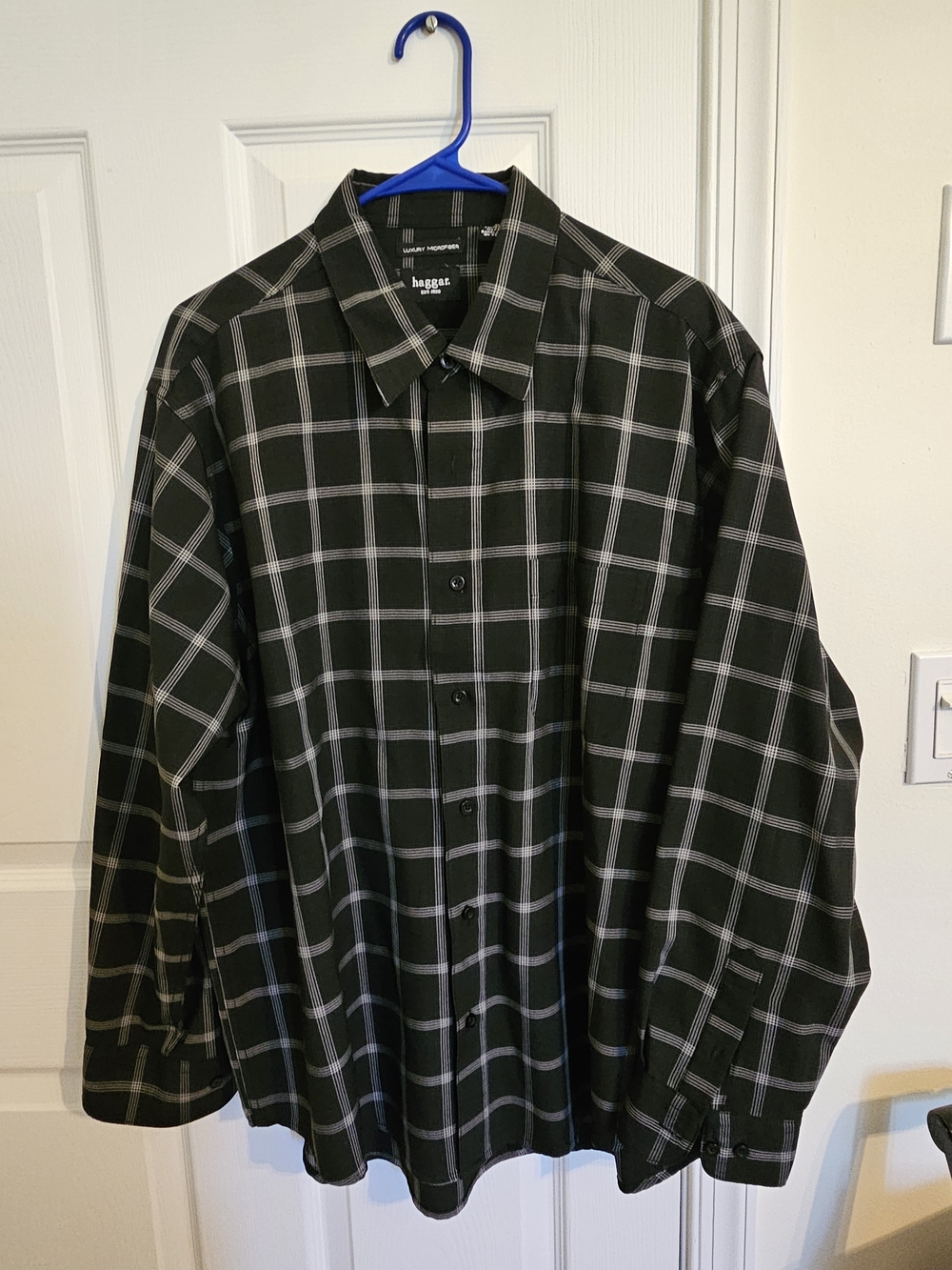 Haggar Black Plaid Long-Sleeve Button-Down Shirt